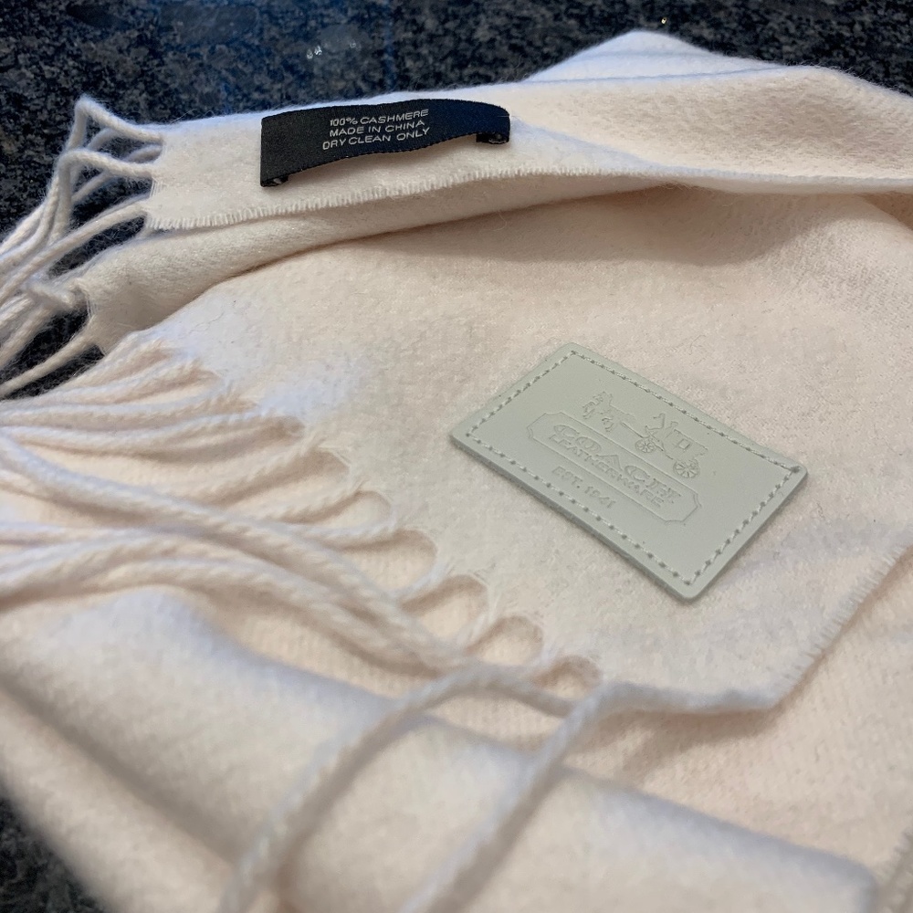 Gorgeous 100% Cashmere Coach Scarf